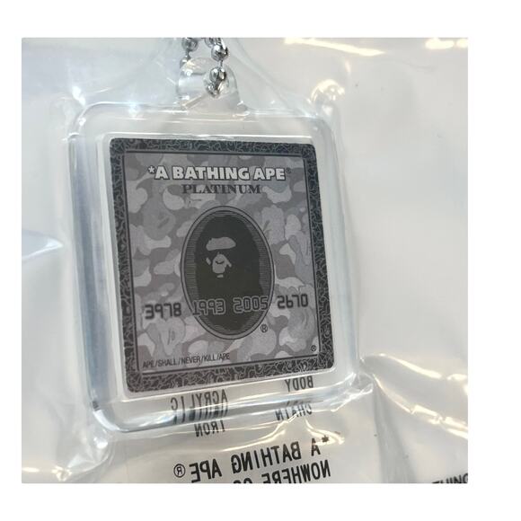 NEW Bape A Bathing Ape KEYCHAIN Accessory Purse Charm Key Fob AMEX Gray Camo NIP - Picture 2 of 5